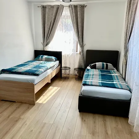 Maxhaus 3 *