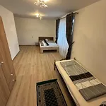 Maxhaus 3 *
