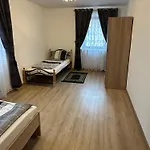 Maxhaus 3 *