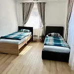Maxhaus 3 *