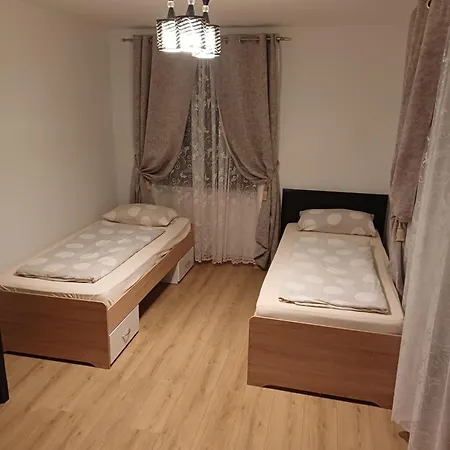 Maxhaus 3 *